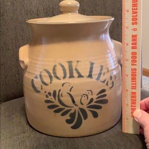 Pfaltzgraff cookie jar Folk Art